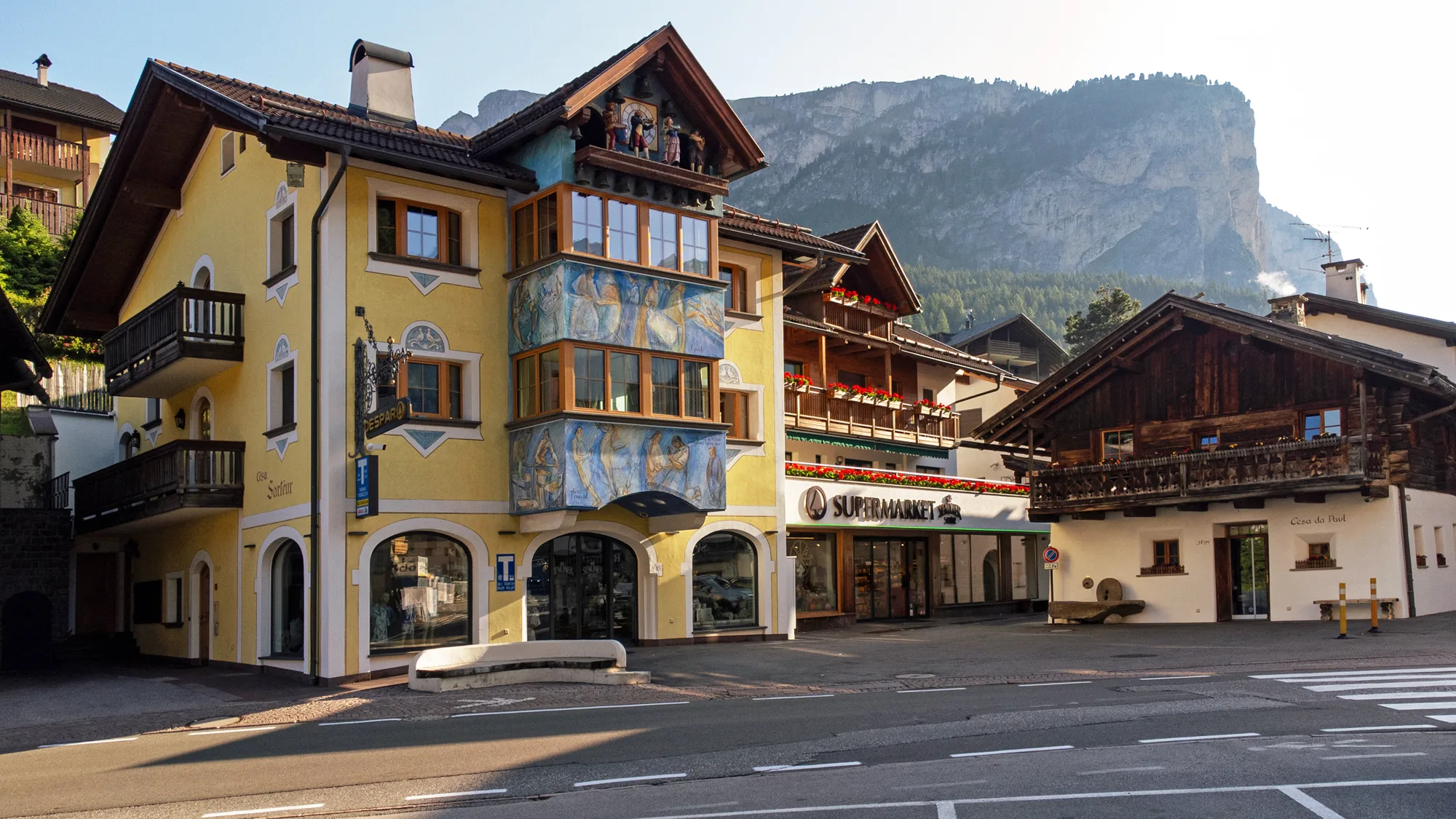 Senoner Sartëur location in Wolkenstein Gröden – Dolomites