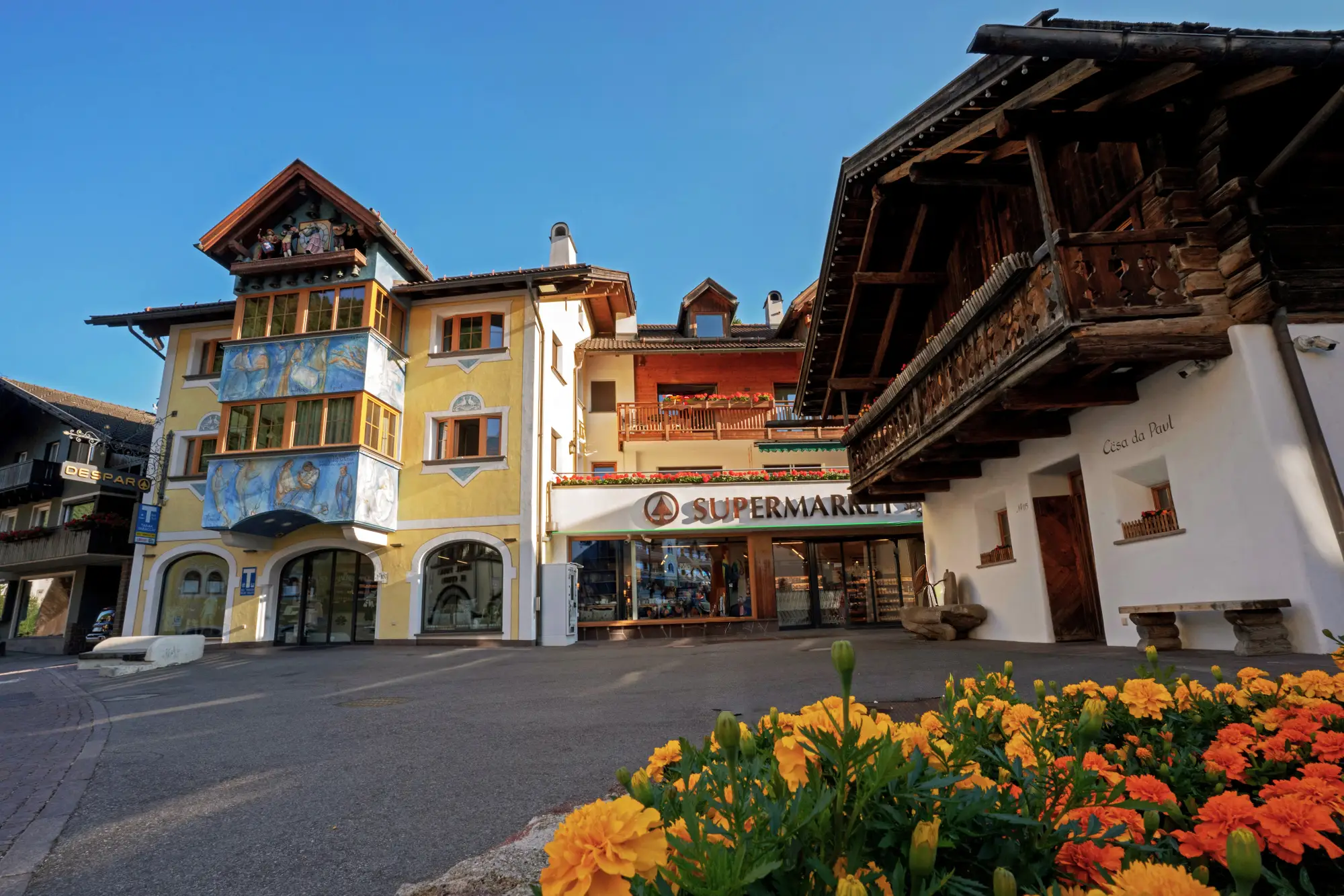 14 bronze bells at Casa Sarteur – Selva landmark