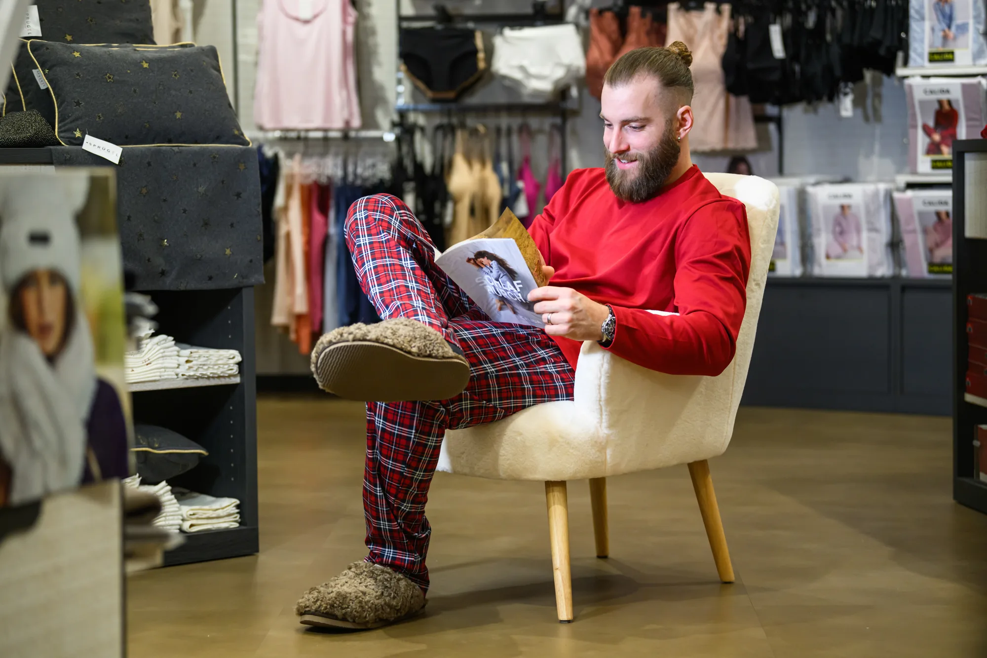 Hand-woven home textiles from South Tyrolean weaving mills in Selva Val Gardena